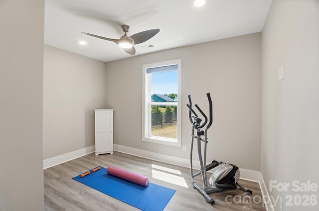 5225 Glenwalk Drive, Charlotte, NC 28269