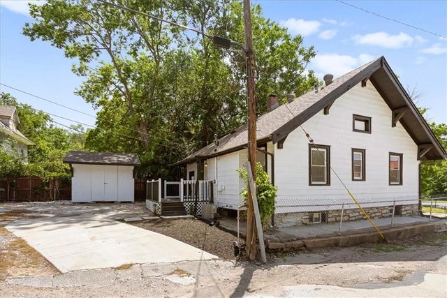 650 Parallel Avenue, Kansas City, KS 66101