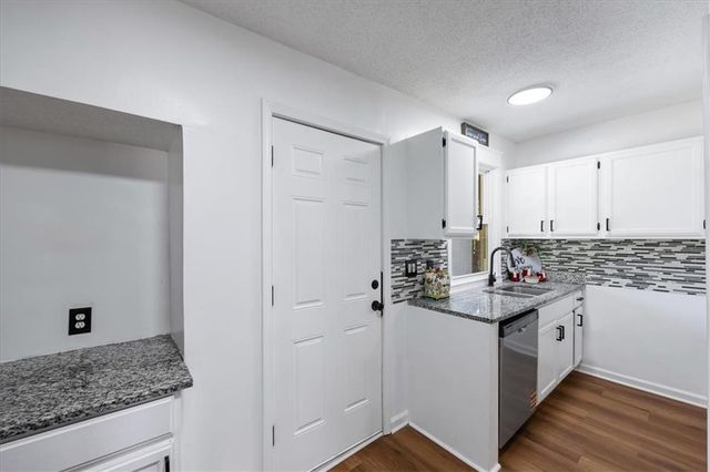 650 Parallel Avenue, Kansas City, KS 66101