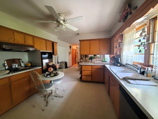 3500 12th Street, East Moline, IL 61244