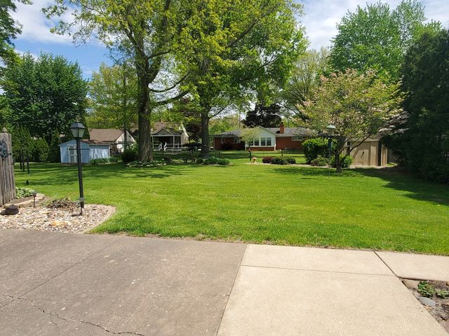 3500 12th Street, East Moline, IL 61244