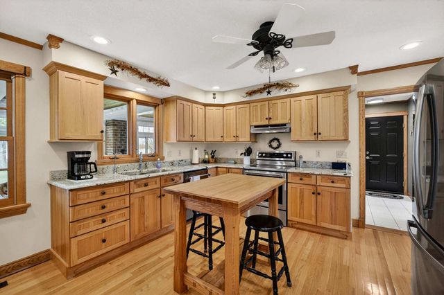 14 Timberlane Drive, Geneseo, IL 61254