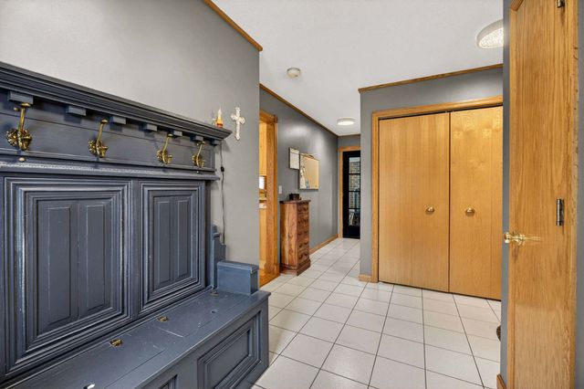 14 Timberlane Drive, Geneseo, IL 61254