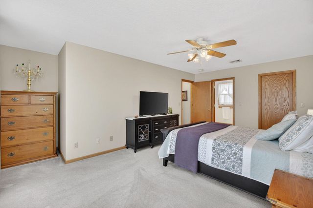 14 Timberlane Drive, Geneseo, IL 61254