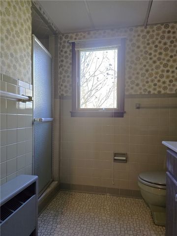 770 Pittsburgh Rd, Penn Twp, PA 16002