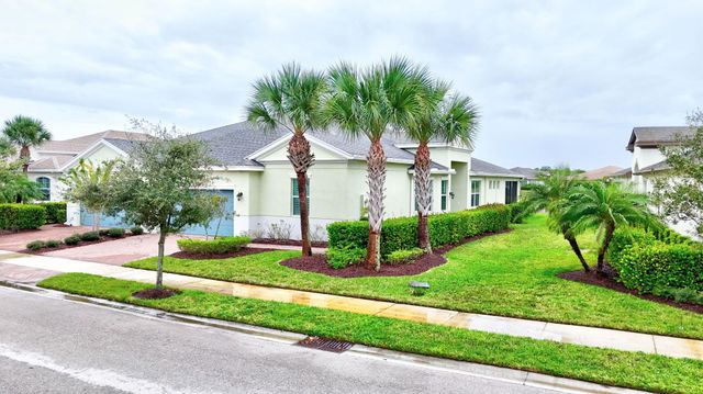 11224 SW Parkside Drive, Port St Lucie, FL 34987