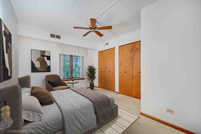 18315 Burnham Avenue 204, Lansing, IL 60438