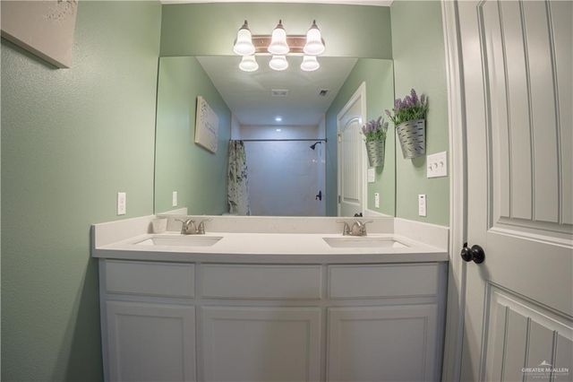 405 Jessica Street, Mercedes, TX 78570