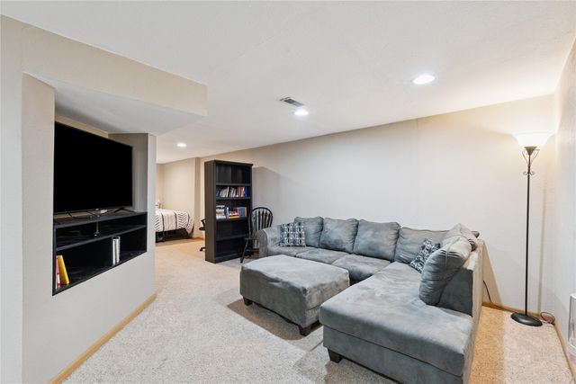 356 NW Georgetown Boulevard, Ankeny, IA 50023