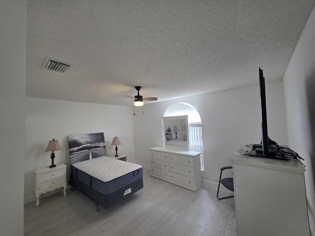 6201 Pond Tree Court, Greenacres, FL 33463