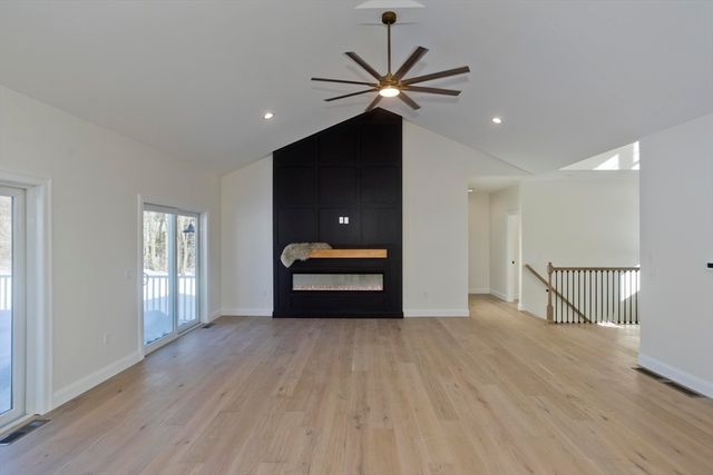 47 Kendall Street, Ludlow, MA 01056