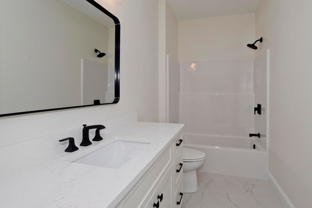 47 Kendall Street, Ludlow, MA 01056