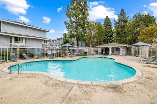 8120 Baymist Drive C, Huntington Beach, CA 92646