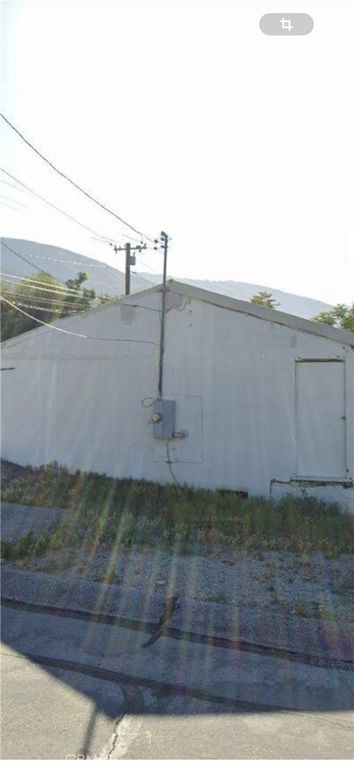 Image 1 of property listing at 18101 W Kenwood, San Bernardino, CA 92407