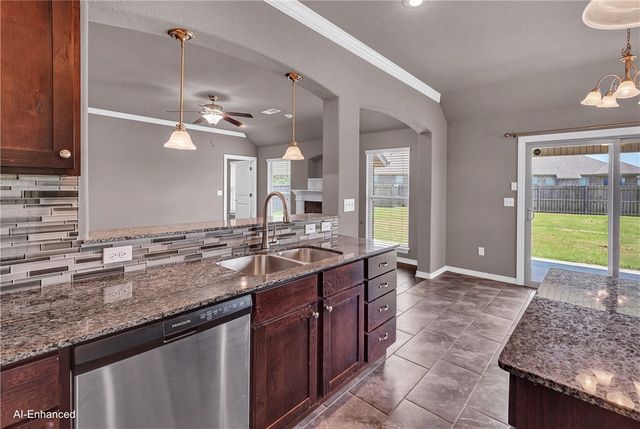 4457 W Wales Drive, Fayetteville, AR 72704