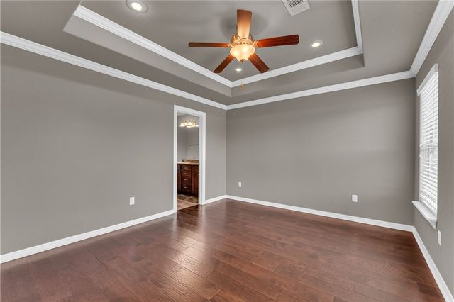 4457 W Wales Drive, Fayetteville, AR 72704