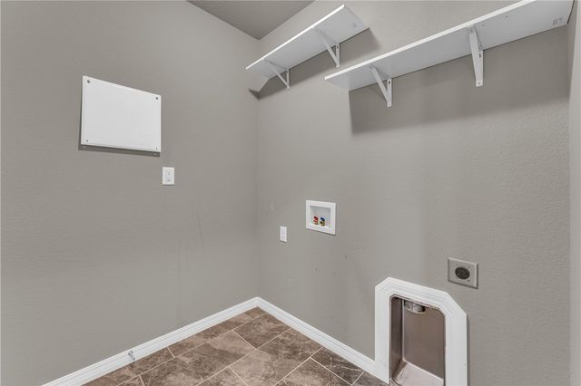 4457 W Wales Drive, Fayetteville, AR 72704