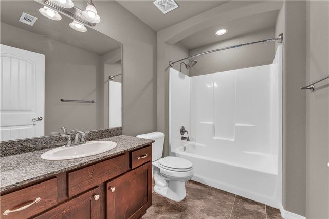 4457 W Wales Drive, Fayetteville, AR 72704
