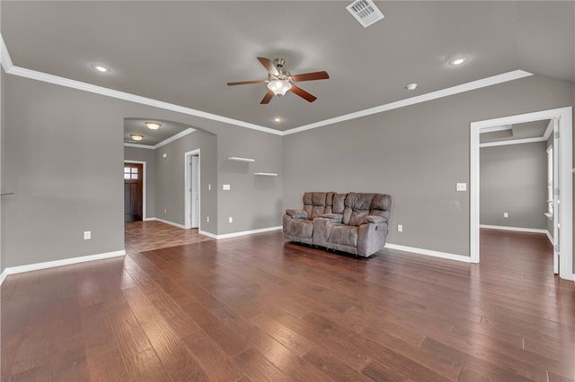 4457 W Wales Drive, Fayetteville, AR 72704