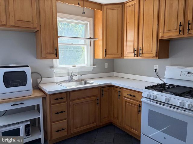 30 NORTH AVE, Wilmington, DE 19804