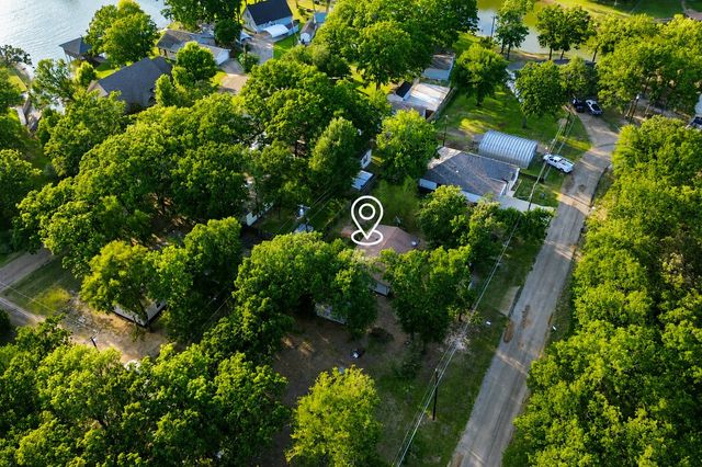 143 Chillacothe Trail, Mabank, TX 75156