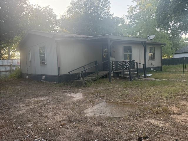 143 Chillacothe Trail, Mabank, TX 75156