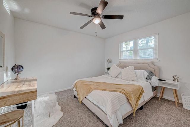 17431 Typhoon Way, Crosby, TX 77532