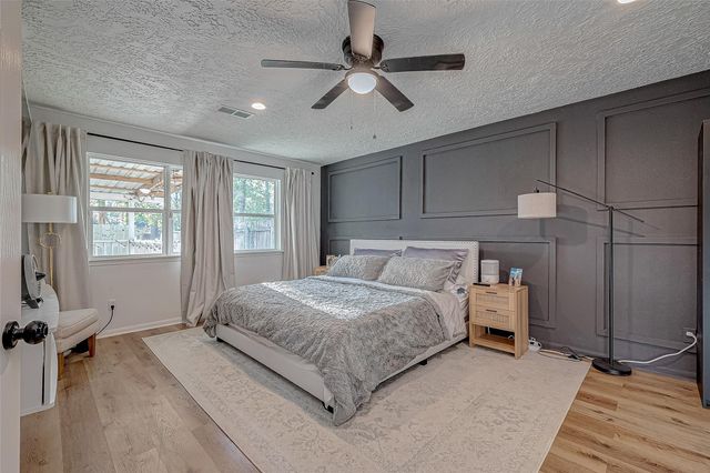 17431 Typhoon Way, Crosby, TX 77532