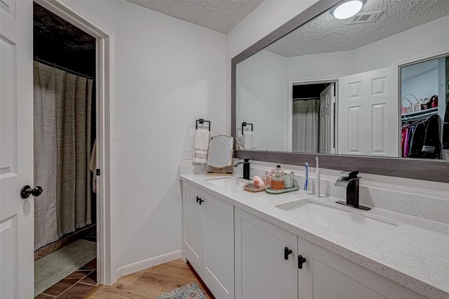 17431 Typhoon Way, Crosby, TX 77532