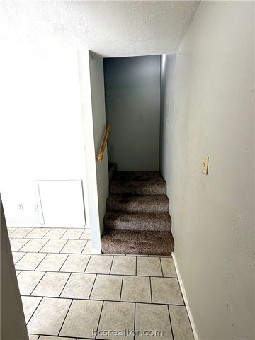 2406 Blanco Drive D, College Station, TX 77845