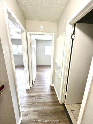 2406 Blanco Drive D, College Station, TX 77845