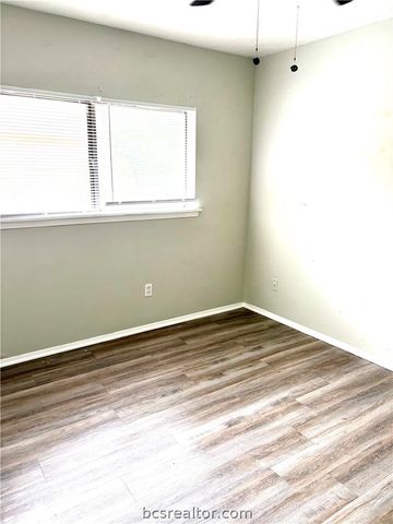 2406 Blanco Drive D, College Station, TX 77845