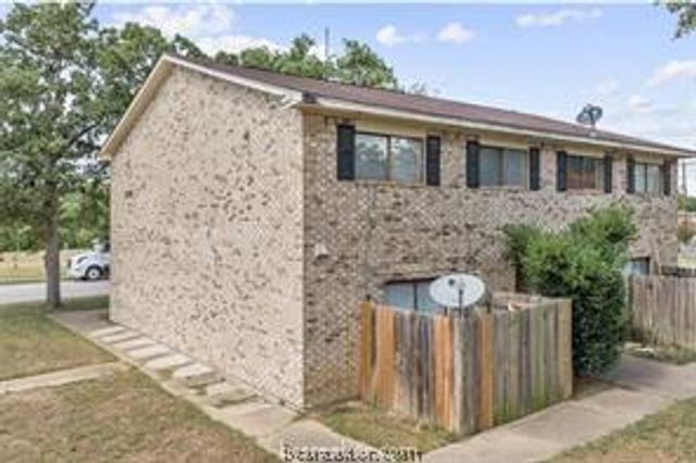2406 Blanco Drive D, College Station, TX 77845