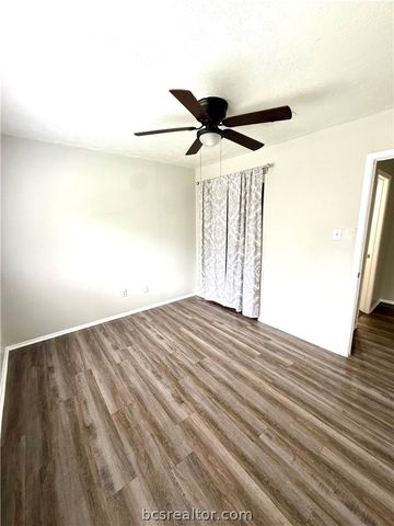 2406 Blanco Drive D, College Station, TX 77845