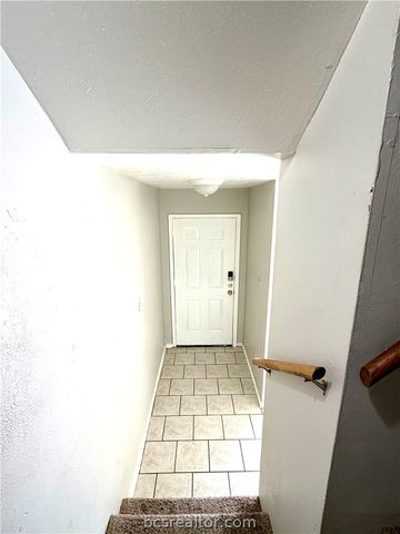 2406 Blanco Drive D, College Station, TX 77845
