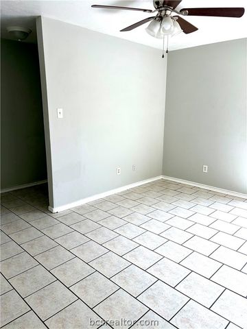 2406 Blanco Drive D, College Station, TX 77845