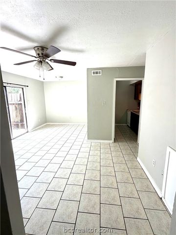 2406 Blanco Drive D, College Station, TX 77845