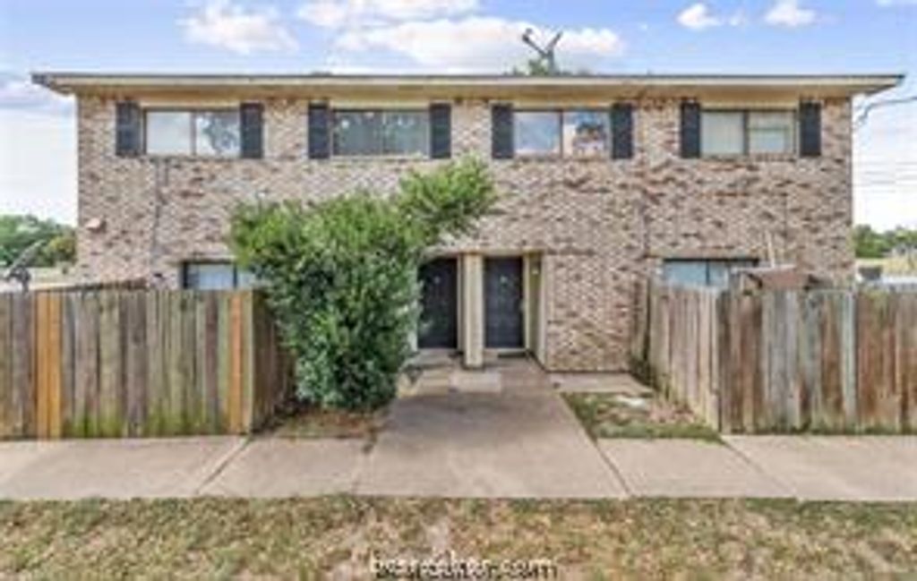 2406 Blanco Drive D, College Station, TX 77845
