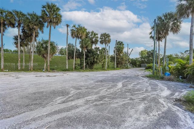 7601 Ellen Lane, West Palm Beach, FL 33411
