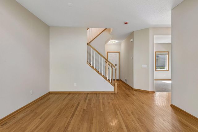 6773 158th Street W, Apple Valley, MN 55124