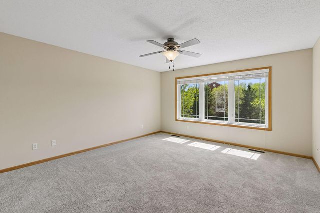6773 158th Street W, Apple Valley, MN 55124