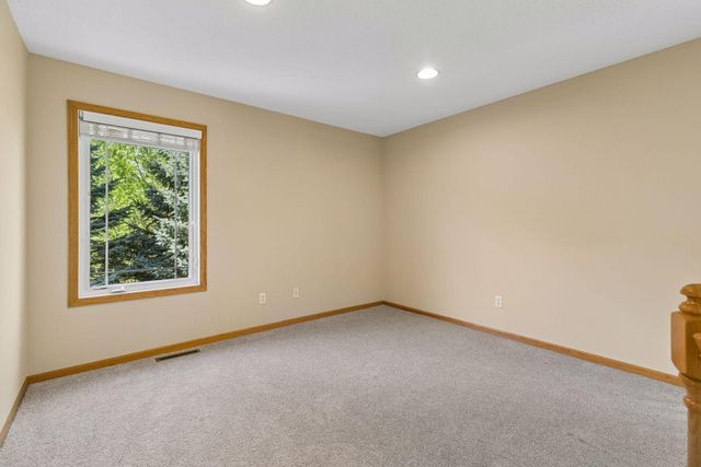 6773 158th Street W, Apple Valley, MN 55124