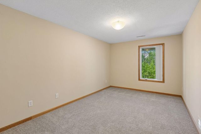 6773 158th Street W, Apple Valley, MN 55124