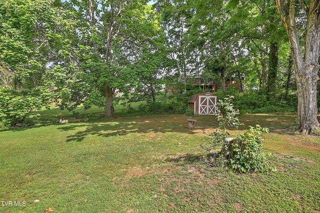 2902 Dalton Drive, Johnson City, TN 37604