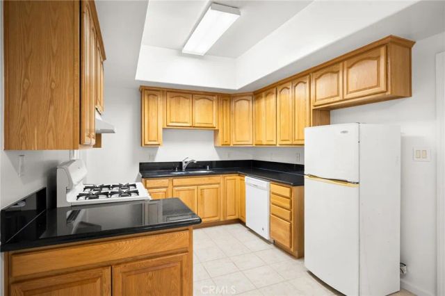 218 E Windsor Road 1, Glendale, CA 91205
