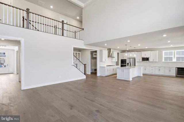 233 COFFMAN DR, Exton, PA 19341