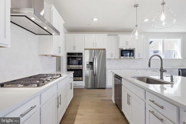 233 COFFMAN DR, Exton, PA 19341