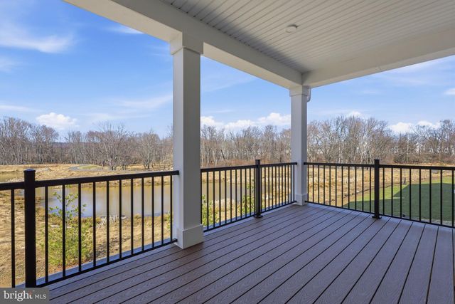 233 COFFMAN DR, Exton, PA 19341