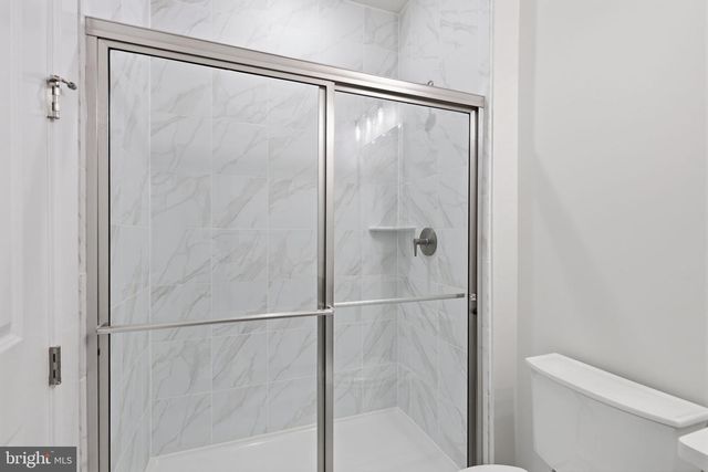 233 COFFMAN DR, Exton, PA 19341