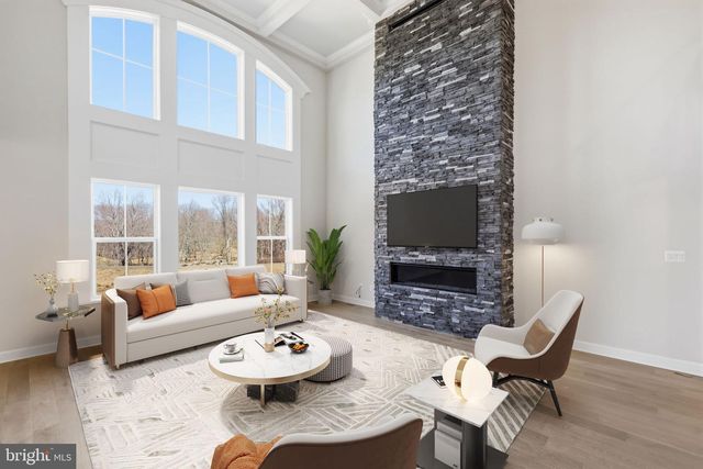 233 COFFMAN DR, Exton, PA 19341